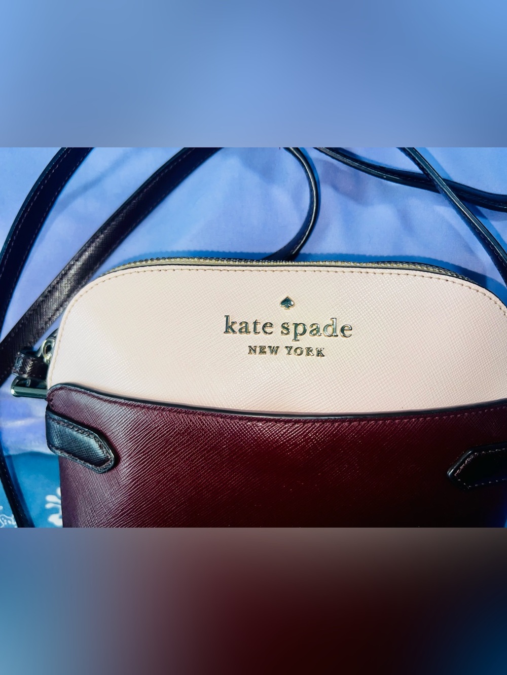 Like new! Kate Spade Station de Staci Dome Saffiano Leather Crossbody Bag - Picture 4 of 10